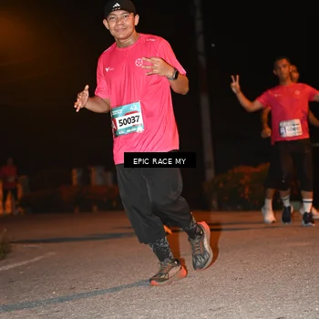Runner Photo 8415473