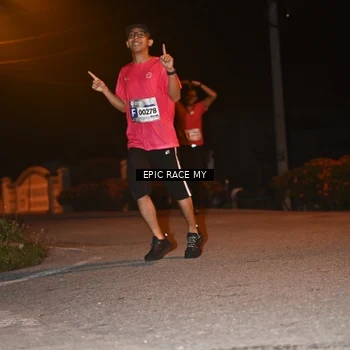 Runner Photo 8415535
