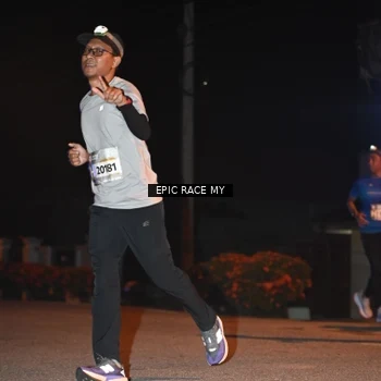 Runner Photo 8415569