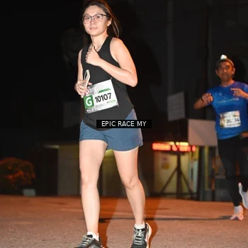 Runner Photo 8415591