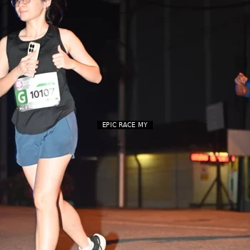 Runner Photo 8415593