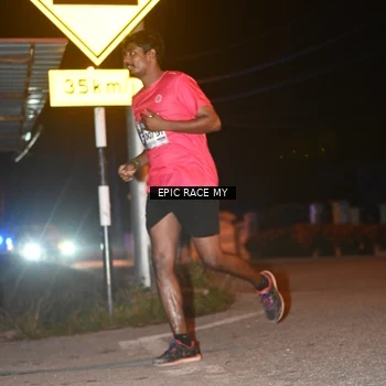Runner Photo 8415654