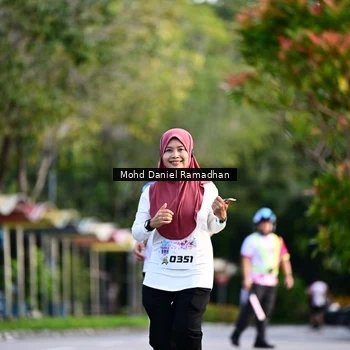 Runner Photo 8415677