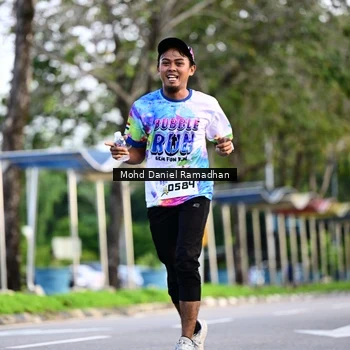 Runner Photo 8415678