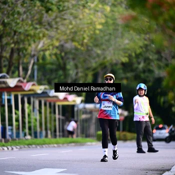 Runner Photo 8415737