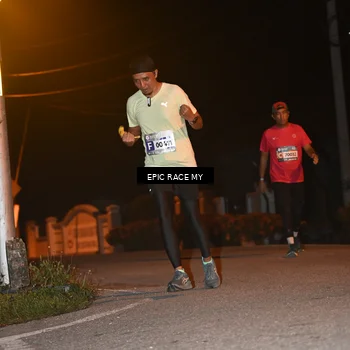 Runner Photo 8415772