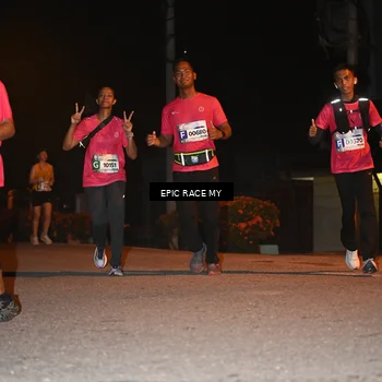 Runner Photo 8415797