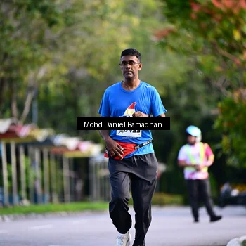 Runner Photo 8415862