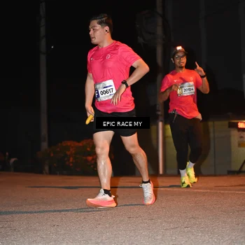 Runner Photo 8415891