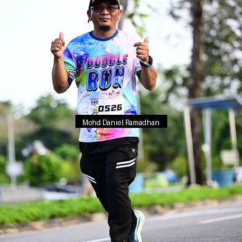 Runner Photo 8415987
