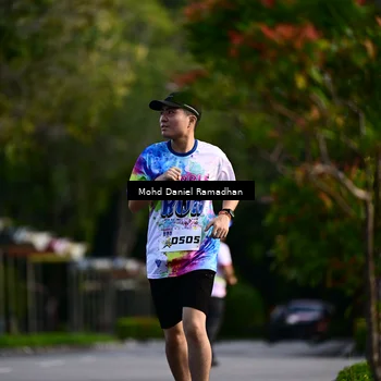 Runner Photo 8416003
