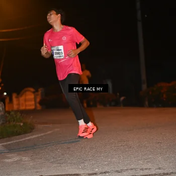 Runner Photo 8416055