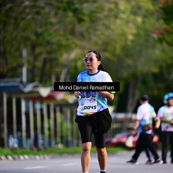 Runner Photo 8416066