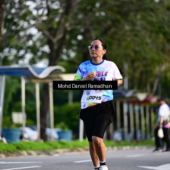 Runner Photo 8416073