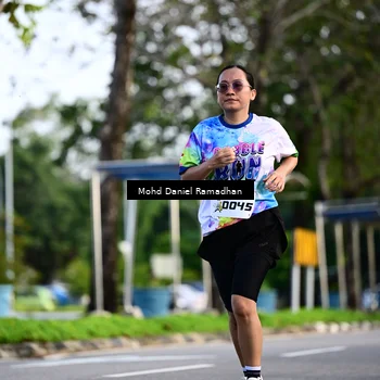 Runner Photo 8416075