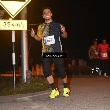 Runner Photo 8416080