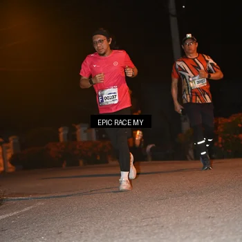 Runner Photo 8416087