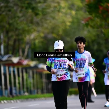 Runner Photo 8416100