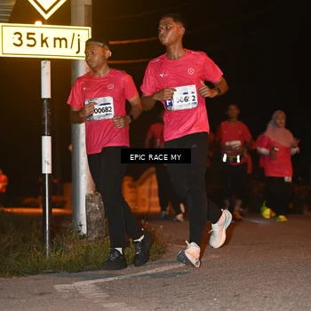 Runner Photo 8416150