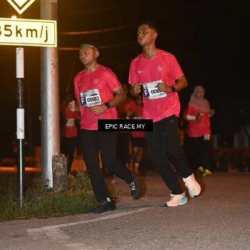 Runner Photo 8416167