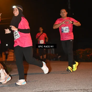 Runner Photo 8416211