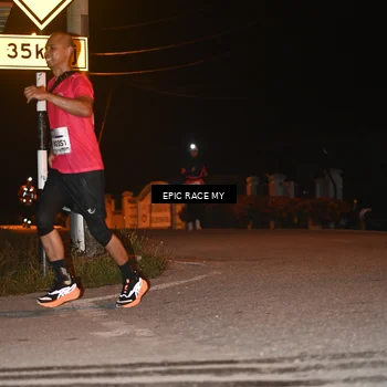 Runner Photo 8416233