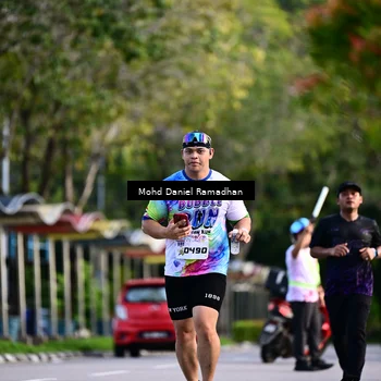 Runner Photo 8416239