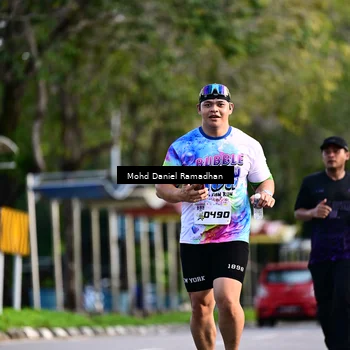 Runner Photo 8416253