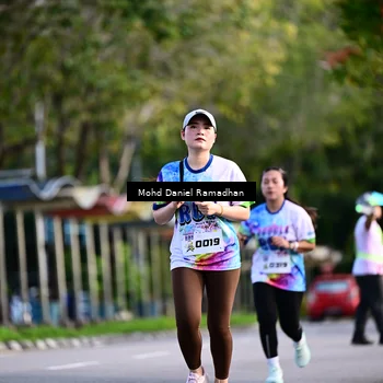 Runner Photo 8416278