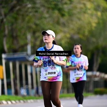Runner Photo 8416291