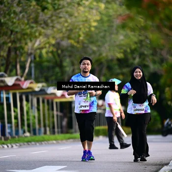 Runner Photo 8416372