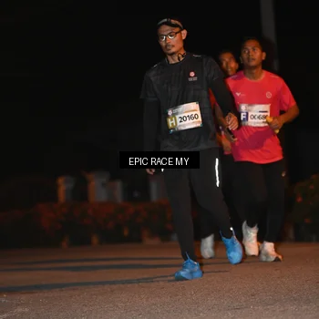 Runner Photo 8416417