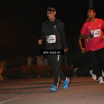 Runner Photo 8416424