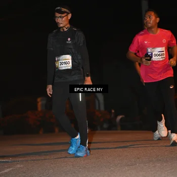 Runner Photo 8416433