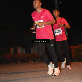 Runner Photo 8416438