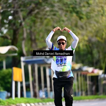 Runner Photo 8416557