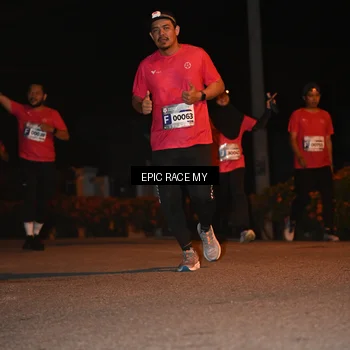 Runner Photo 8416629