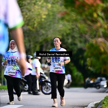 Runner Photo 8416673