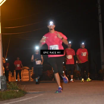 Runner Photo 8416695