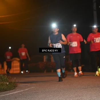 Runner Photo 8416700