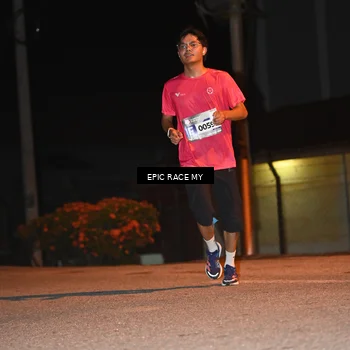 Runner Photo 8416791