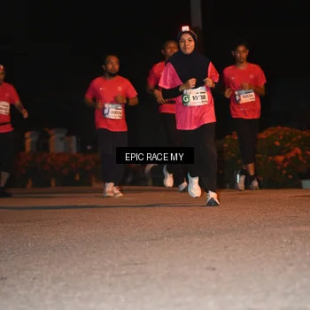 Runner Photo 8416813