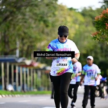 Runner Photo 8416859