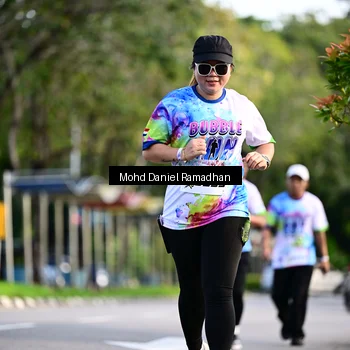 Runner Photo 8416872