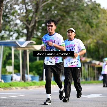 Runner Photo 8416909