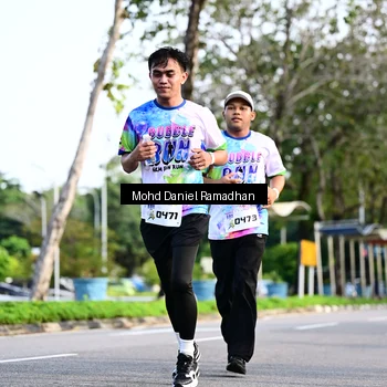 Runner Photo 8416931