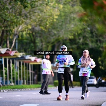 Runner Photo 8416935