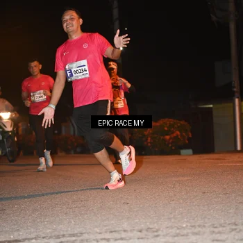 Runner Photo 8416989
