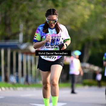 Runner Photo 8417000