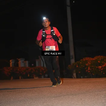 Runner Photo 8417003